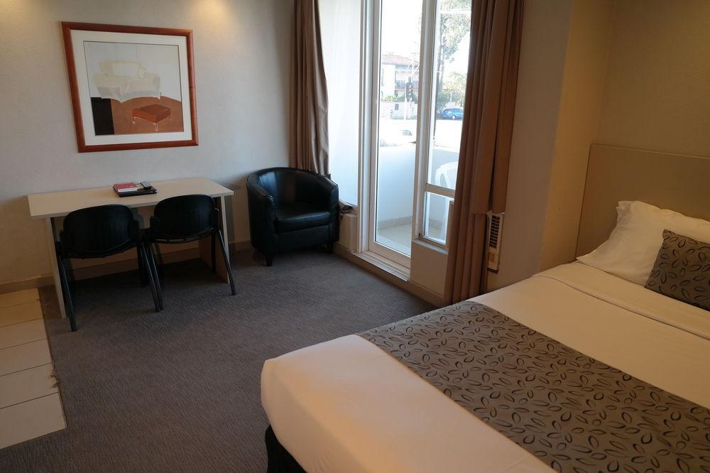 Parkville Place Serviced Apartments Мельбурн Экстерьер фото