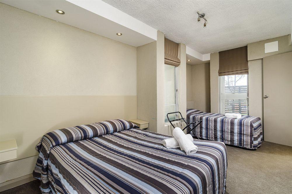 Parkville Place Serviced Apartments Мельбурн Экстерьер фото